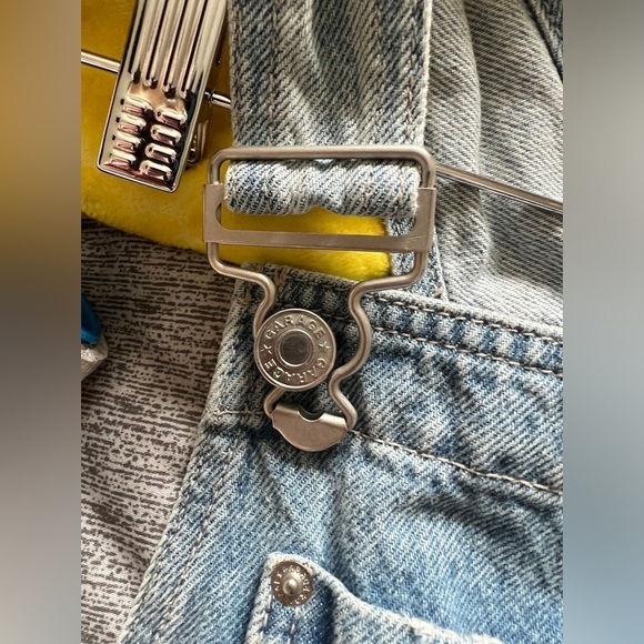 Garage | Overall Shorts – Casual Chic with Character - Picture 2 of 6